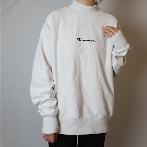 ❌SOLD❌ UO Champion white mockneck sweater - Picture 3 of 8